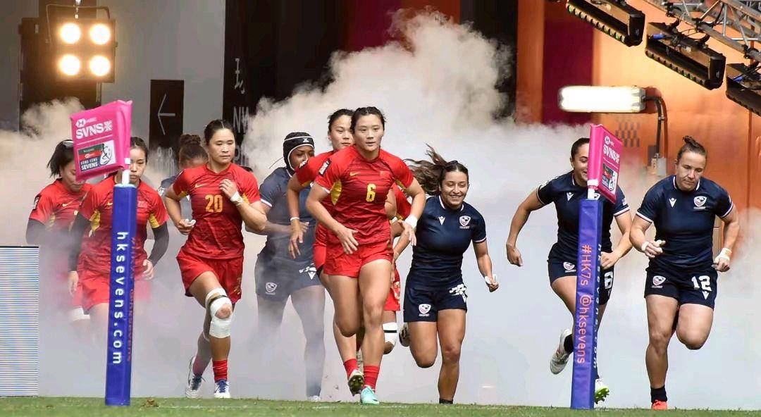 乐竞体育平台中国女子橄榄球队在香港国际七人赛中虽败犹荣拼搏精神备受称赞(图4)