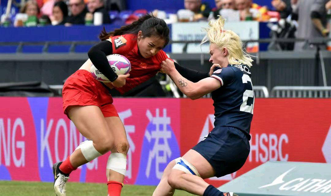 乐竞体育平台中国女子橄榄球队在香港国际七人赛中虽败犹荣拼搏精神备受称赞(图5)